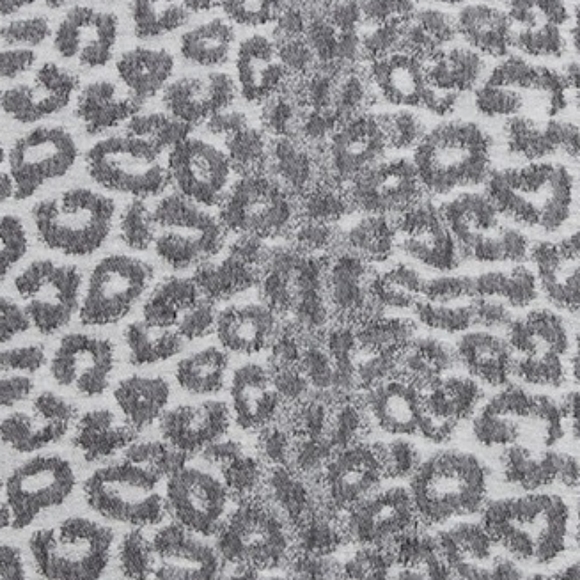 STEVE MADDEN LEOPARD PRINT SCARF - Picture 5 of 5